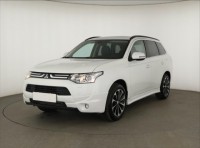 Mitsubishi Outlander  2.2 DI-D Invite