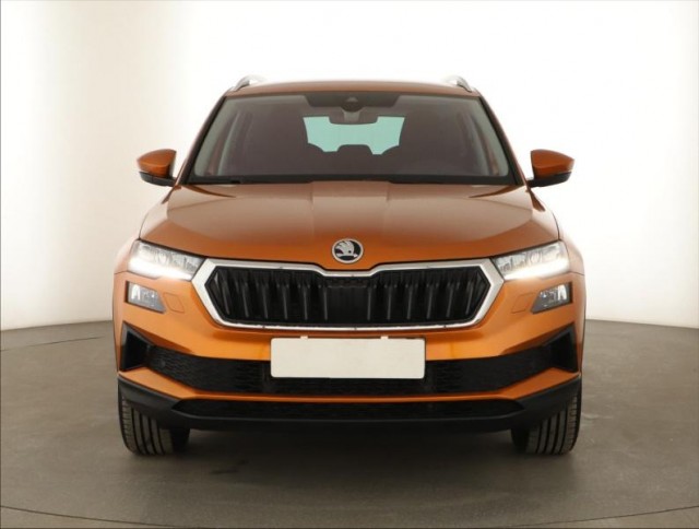 Škoda Karoq  1.0 TSI Drive