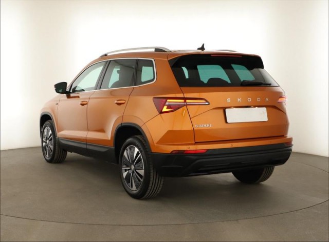 Škoda Karoq  1.0 TSI Drive