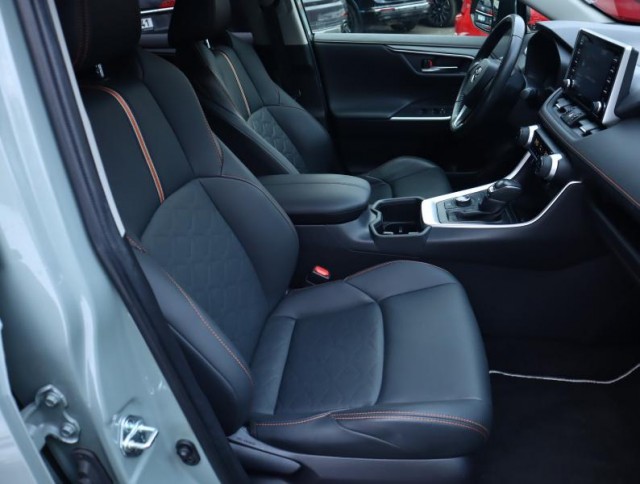 Toyota RAV 4  2.5 Hybrid Adventure