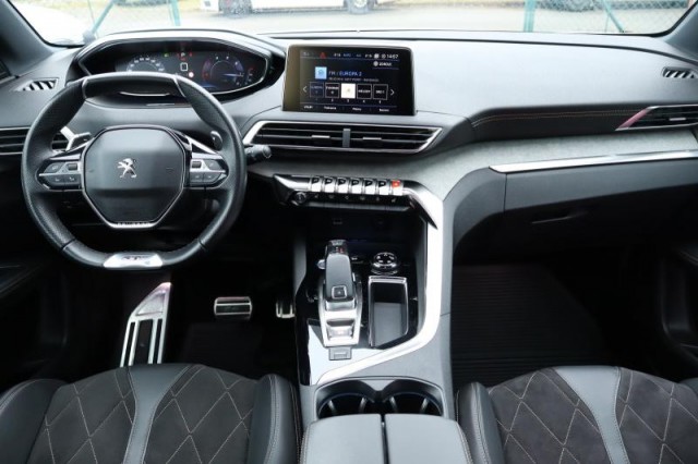 Peugeot 3008  2.0 BlueHDi GT