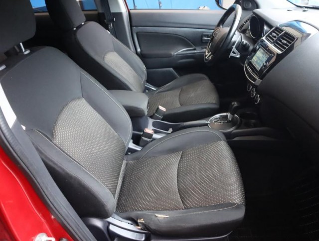 Mitsubishi ASX  2.2 DI-D 