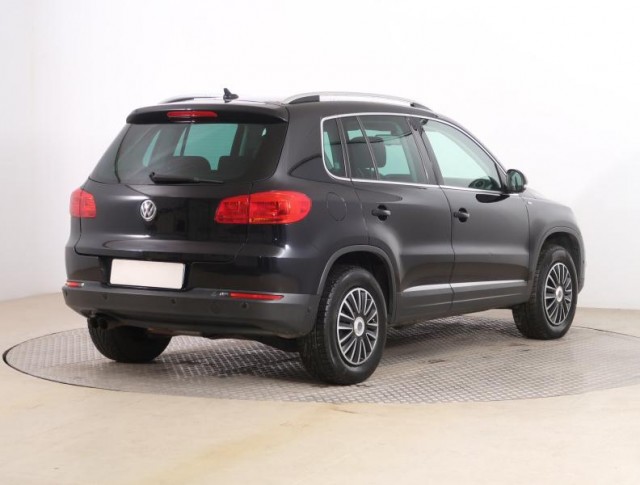 Volkswagen Tiguan  2.0 TDI 