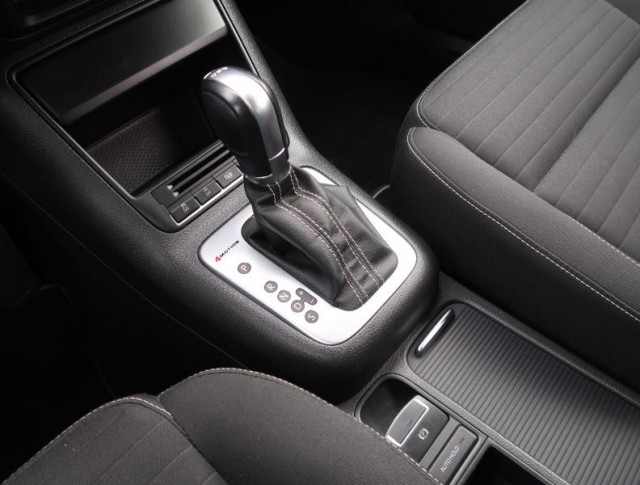 Volkswagen Tiguan  2.0 TDI 