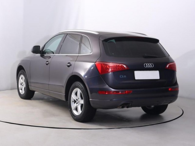 Audi Q5  2.0 TDI 