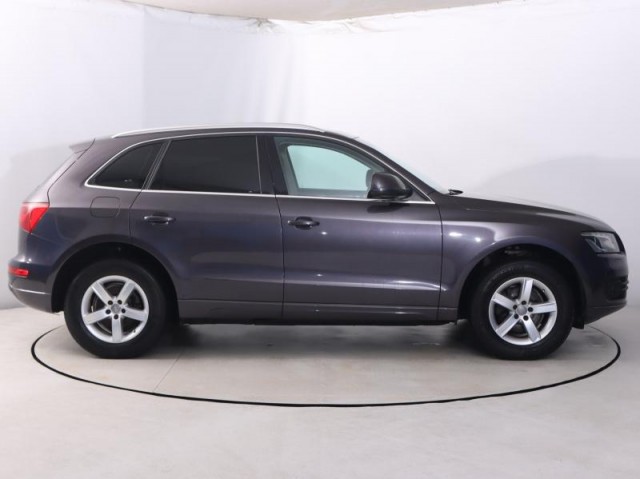 Audi Q5  2.0 TDI 