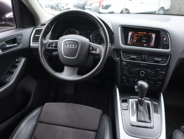 Audi Q5  2.0 TDI 