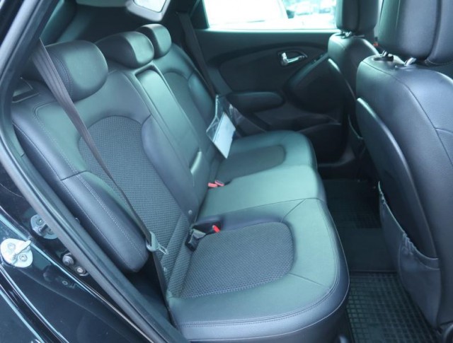 Hyundai ix35  2.0 CRDi 