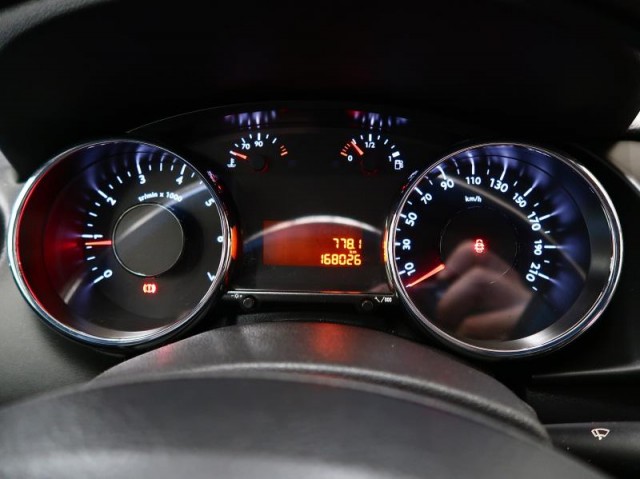 Peugeot 3008  1.6 VTi 