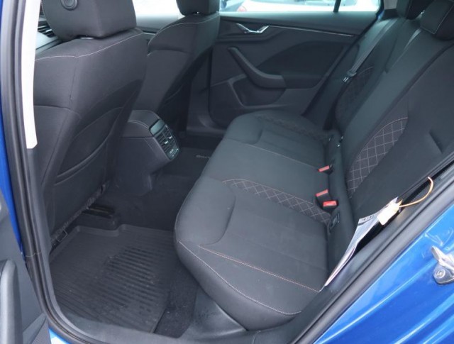 Škoda Kamiq  1.0 TSI Ambition