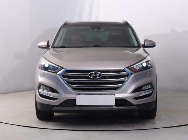 Hyundai Tucson  2.0 CRDi 