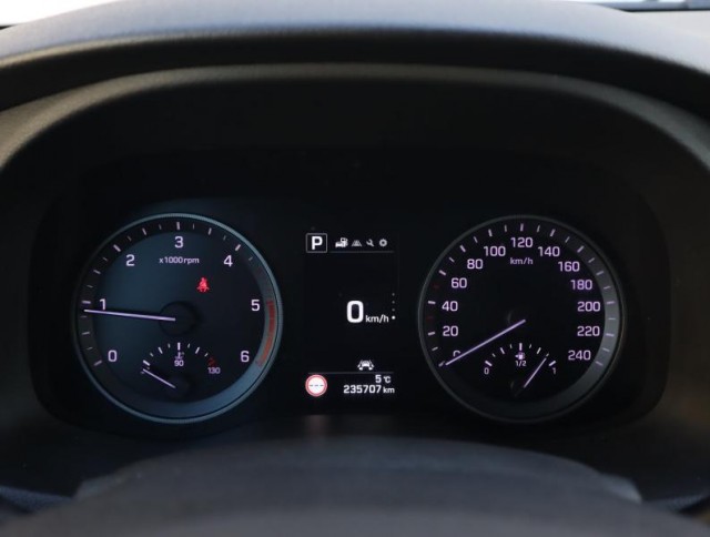 Hyundai Tucson  2.0 CRDi 