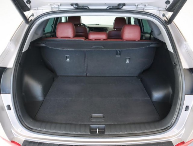 Hyundai Tucson  2.0 CRDi 