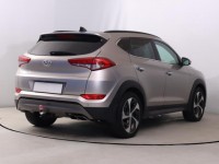 Hyundai Tucson  2.0 CRDi 