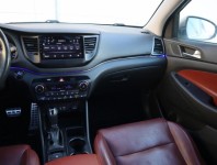 Hyundai Tucson  2.0 CRDi 