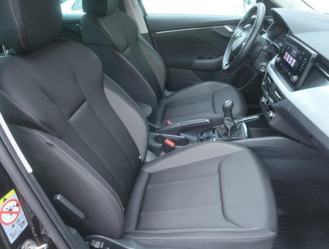 Škoda Kamiq  1.0 TSI Ambition