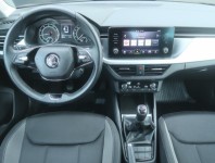 Škoda Kamiq  1.0 TSI Ambition