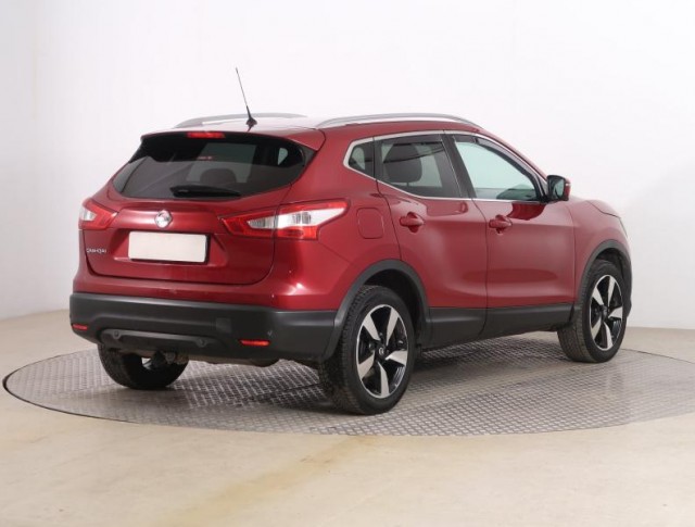 Nissan Qashqai  1.6 DIG-T 