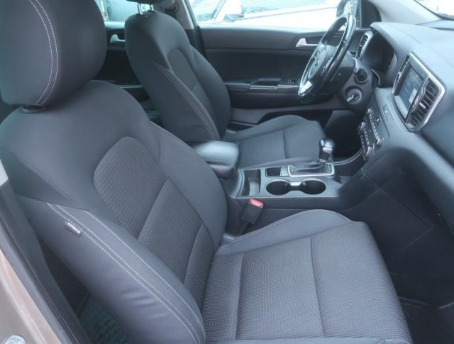 Kia Sportage  2.0 CRDi Gold