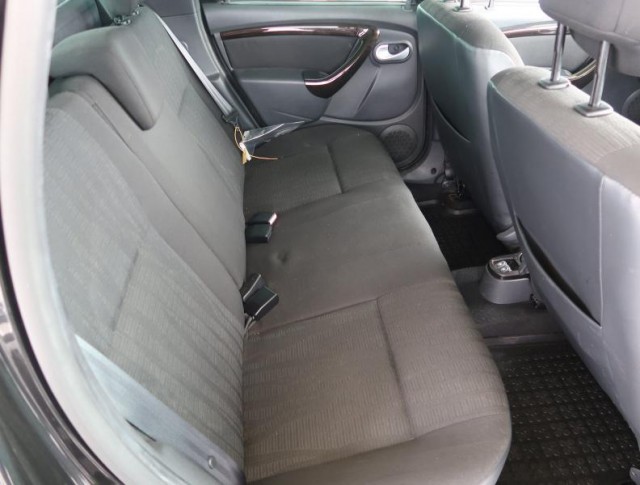 Dacia Duster  1.6 16V 