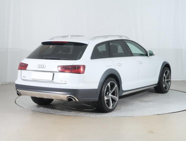 Audi A6 Allroad  3.0 TDI 