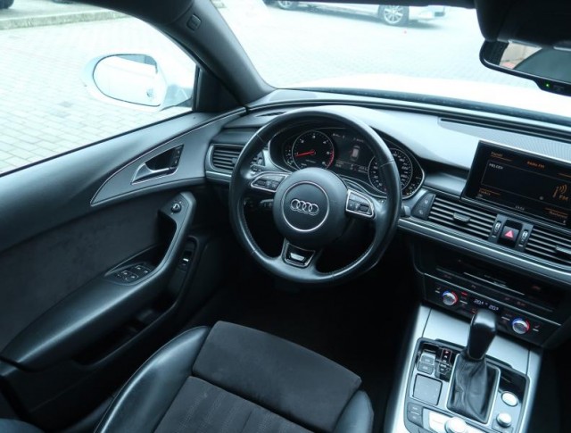 Audi A6 Allroad  3.0 TDI 