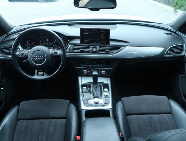 Audi A6 Allroad  3.0 TDI 