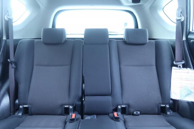 Toyota RAV 4  2.0 VVT-i Active