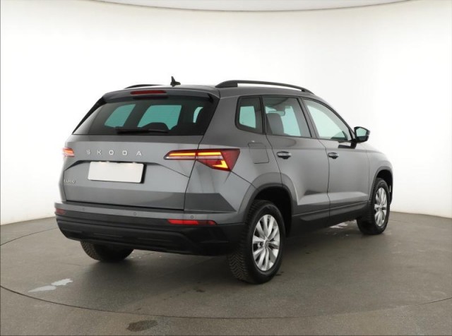 Škoda Karoq  1.5 TSI Fresh