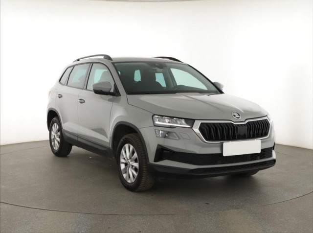 Škoda Karoq  1.5 TSI Fresh