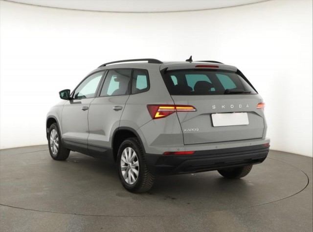 Škoda Karoq  1.5 TSI Fresh