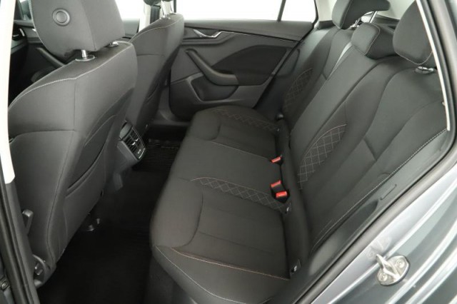 Škoda Kamiq  1.0 TSI Ambition