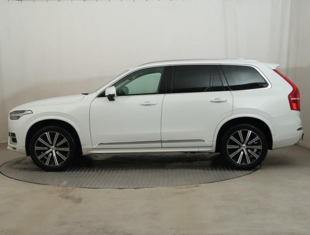 Volvo XC90  B5 AWD 