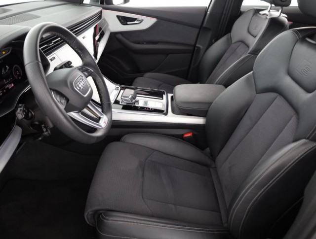 Audi Q7  50 TDI S-Line