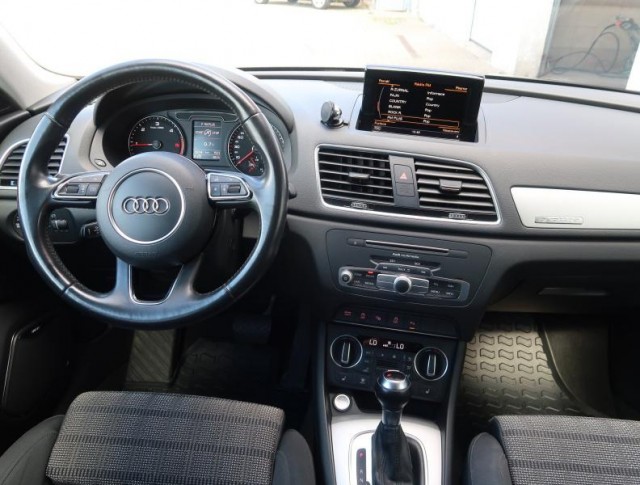Audi Q3  2.0 TDI 
