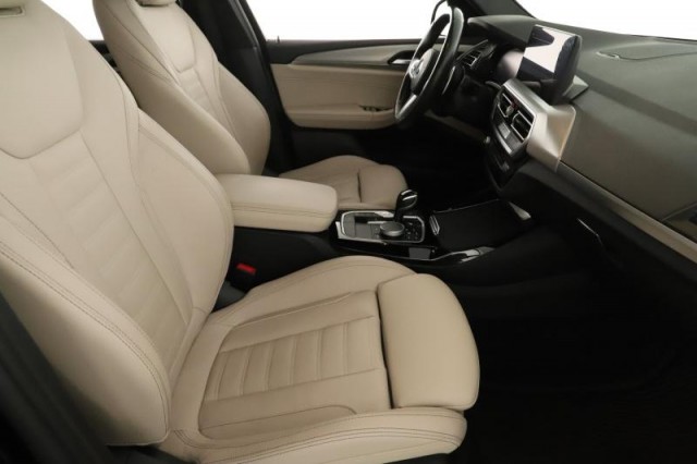 BMW X3  xDrive30e M Sport