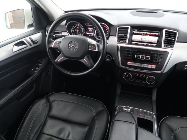 Mercedes-Benz ML  ML 350 BlueTEC 