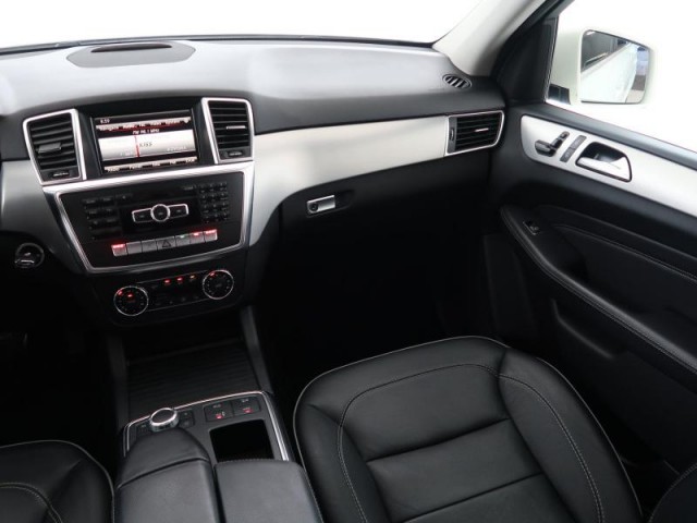 Mercedes-Benz ML  ML 350 BlueTEC 