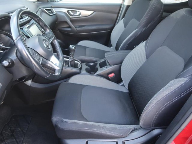 Nissan Qashqai  1.2 DIG-T N-Tec
