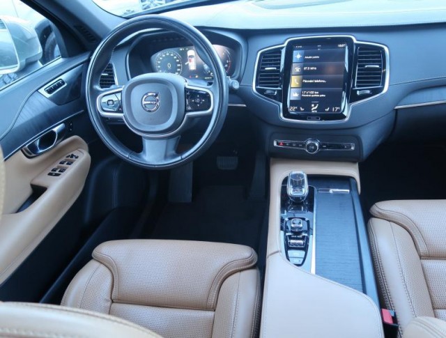 Volvo XC90  B5 AWD Inscription