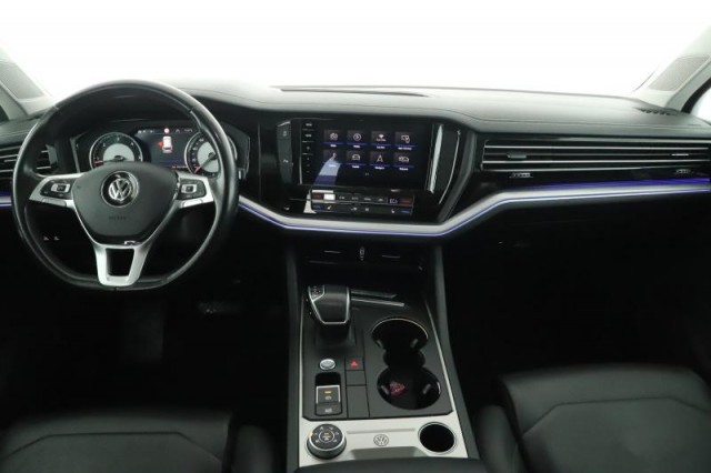 Volkswagen Touareg  3.0 TDI 