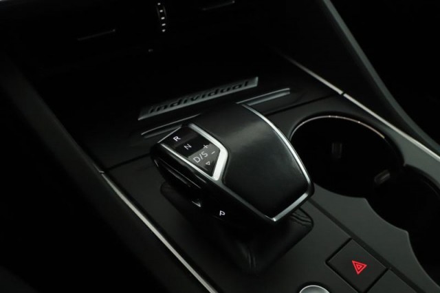 Volkswagen Touareg  3.0 TDI 