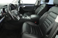 Volkswagen Touareg  3.0 TDI 