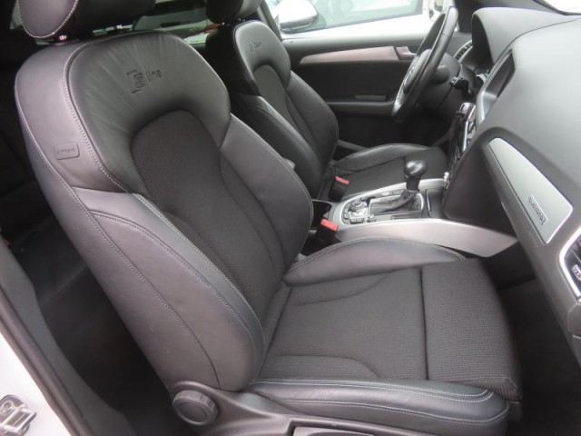 Audi Q5  2.0 TDI S line