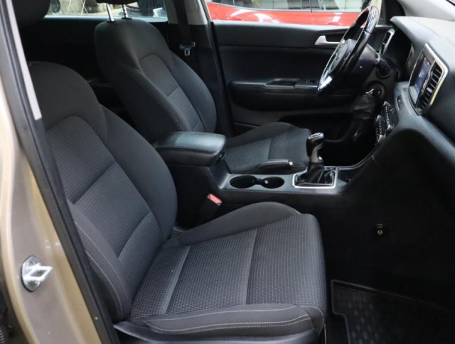 Kia Sportage  2.0 CRDi Comfort