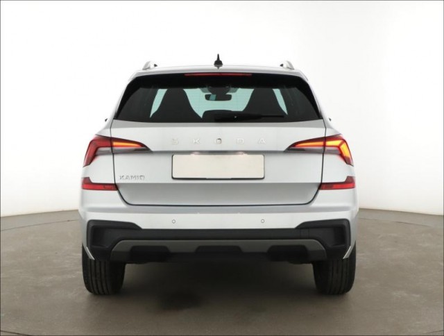 Škoda Kamiq  1.0 TSI Drive