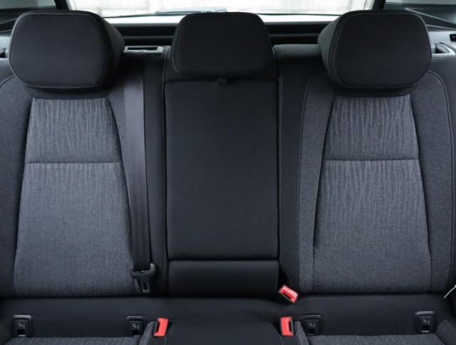 Škoda Karoq  1.6 TDI Style