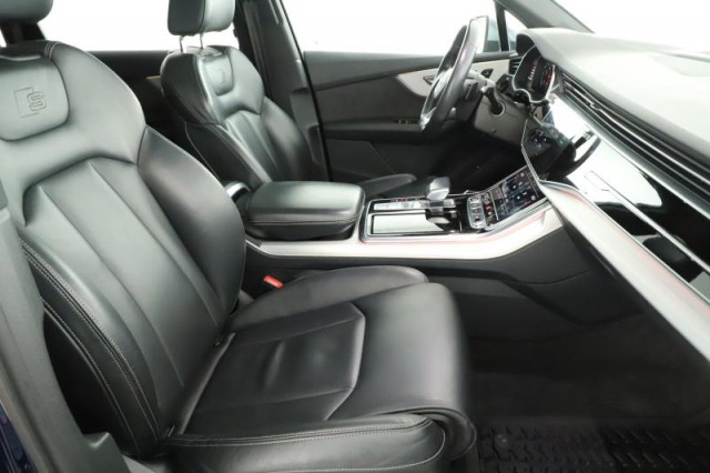 Audi Q7  50 TDI S-Line