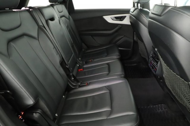 Audi Q7  50 TDI S-Line