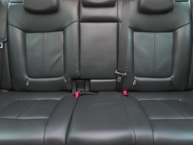 Peugeot 3008  2.0 HDi 